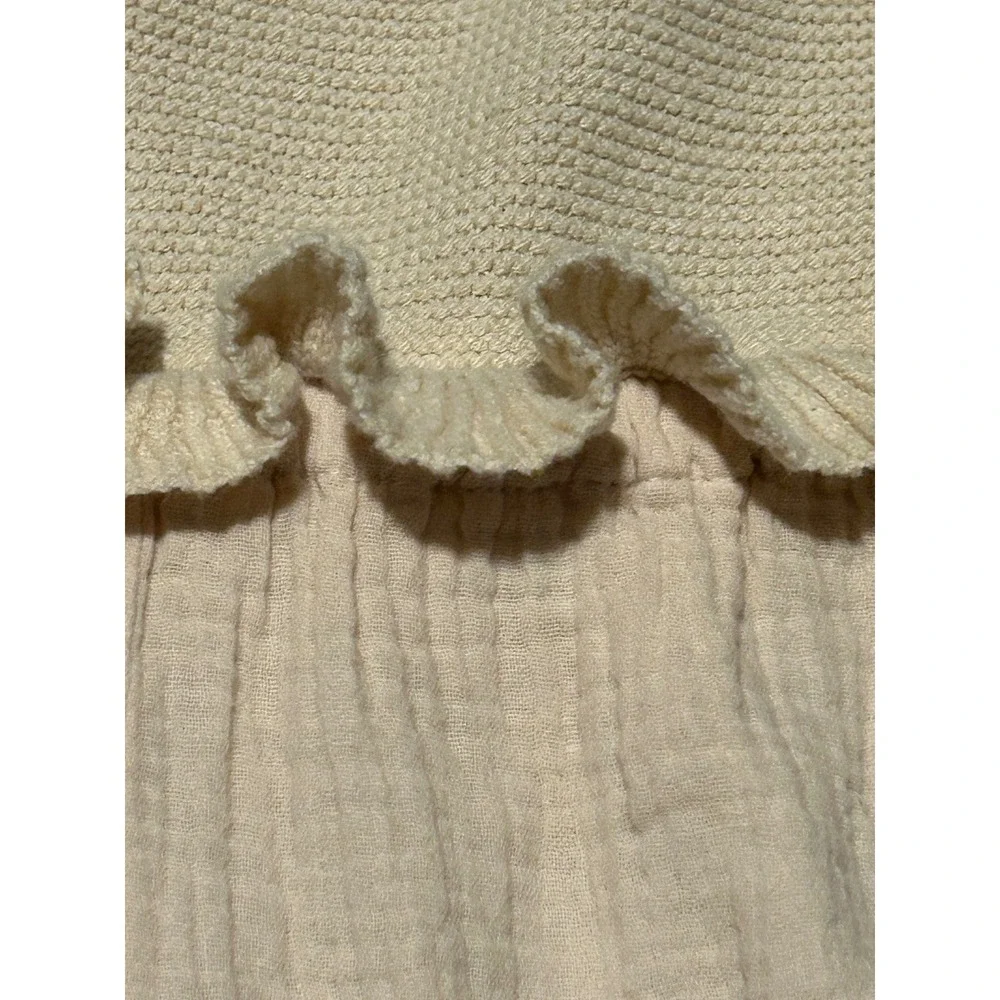 Cc34 Cupcakes and Cashmere Knit Gauze Romper Cream Ruffle Sleeveless Size S 5/6